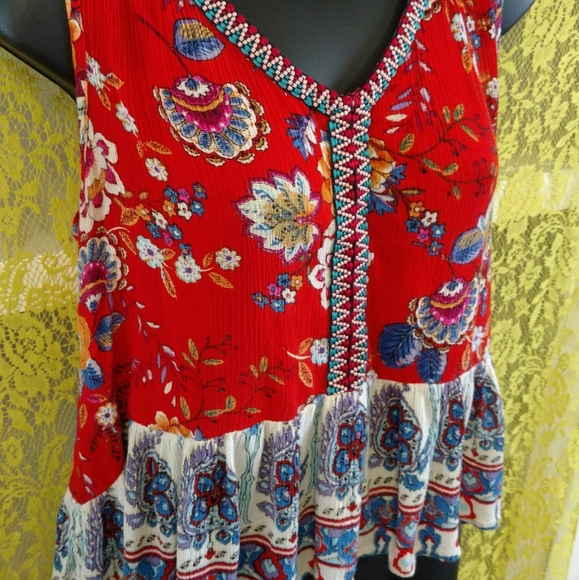 Paisley Floral Ruffle Bottom Peplum High-Low Tank Top - Picture 2 of 6